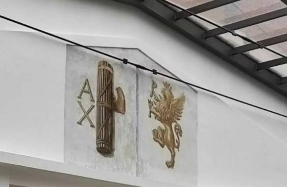 Edoardo Sylos Labini Rimuovere i fasci littori Perugia Proposta talebana