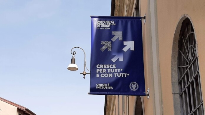 Basta con questa boiata dell'asterisco è un simbolo di decadenza