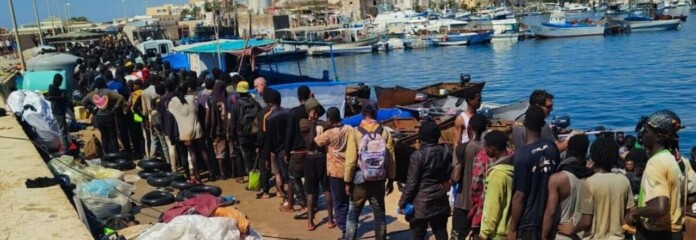 A Lampedusa il PD lavora per l'invasione dei migranti