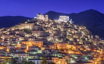 Morano Calabro, uno scrigno d’arte e cultura, un presepe nel Parco Nazionale del Pollino