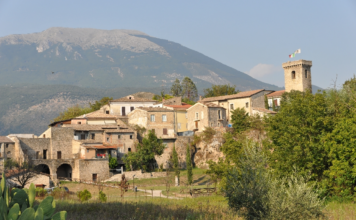 L’antica Aquino tra corsi d’acqua, santi e grandi poeti