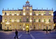 Catania: le quattro leggende di Piazza Università