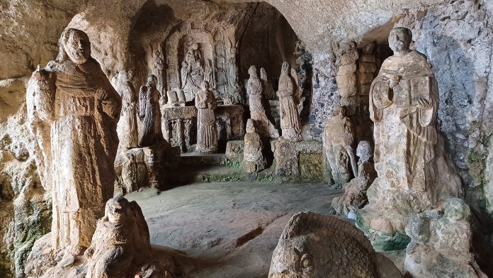 Église_de_Piedigrotta credito René Dinkel La chiesa di Piedigrotta a Pizzo - credito René Dinkel