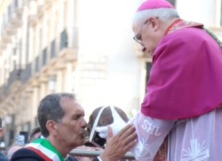 Catania vera ed il sindaco Trantino onorano Sant’Agata