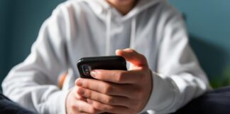 Uso dei social dai 15-16 anni: la sfida a Bruxelles