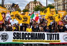 L’altra piazza dei giovani che non devasta e imbratta le città